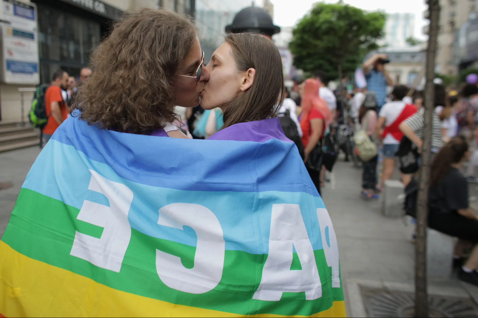 Un ministru spune că terapia de convertire a homosexualilor funcționează