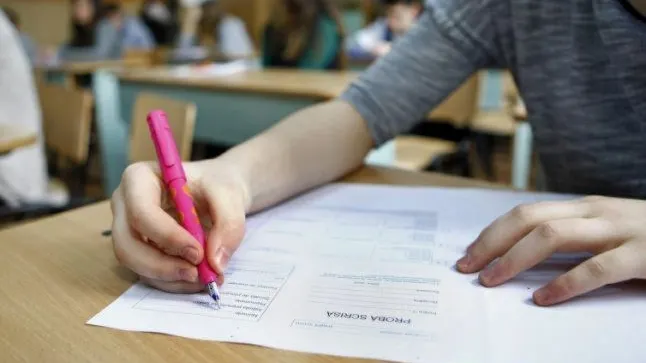 Subiecte Română BAC 2019 // Emoții mari: în scurt timp începe examenul