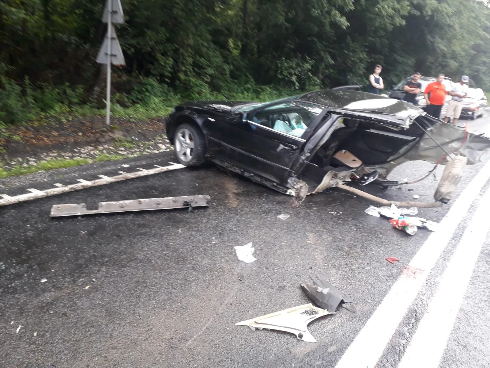 Accident violent în Sibiu. Imagini crunte cu mașinile distruse