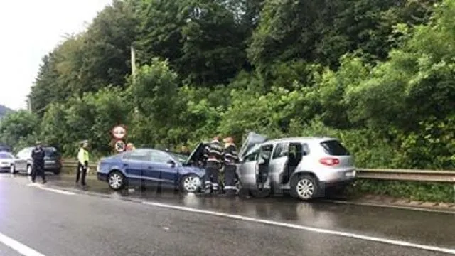 Un mort și cinci răniţi în urma unui grav accident petrecut în judeţul Suceava