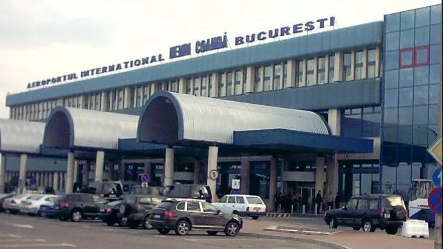 Accident la Aeroportul Henri Coandă. Patru persoane rănite