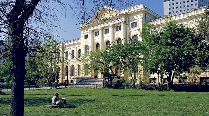 Zeci de academicieni și ONG-iști cer guvernului să găsească alt sediu pentru Muzeul Holocaustului