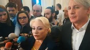 Liderii PSD în frunte cu Viorica Dăncilă s-au ascuns de protestatari după CEx