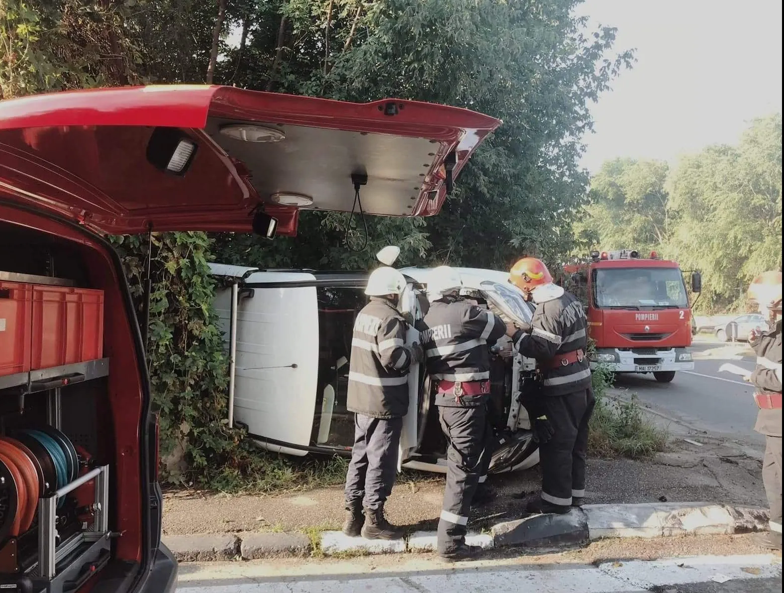 Accident pe Aleea Fabricii de Zahăr din Giurgiu. Trei persoane sunt rănite