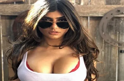 Cum arăta Mia Khalifa adolescentă, înainte de a deveni vedetă XXX. Fotografia care a şocat!
