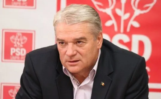 Stelian Tănase îl face praf pe ministrul de Interne: Se simte trecutul interlop