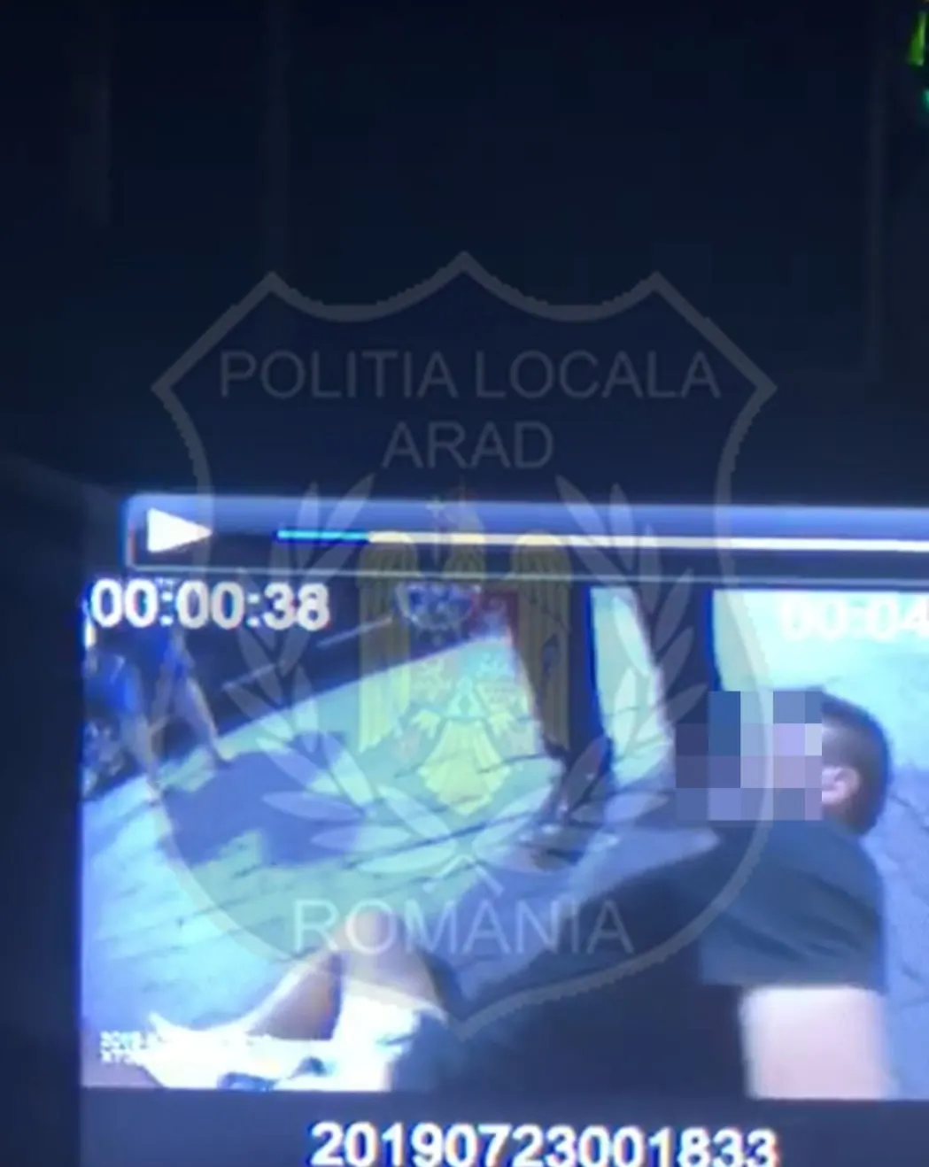 Scandal între 4 bărbați, la o benzinărie din Arad. 2 bărbați, imobilizați de către polițiștii locali