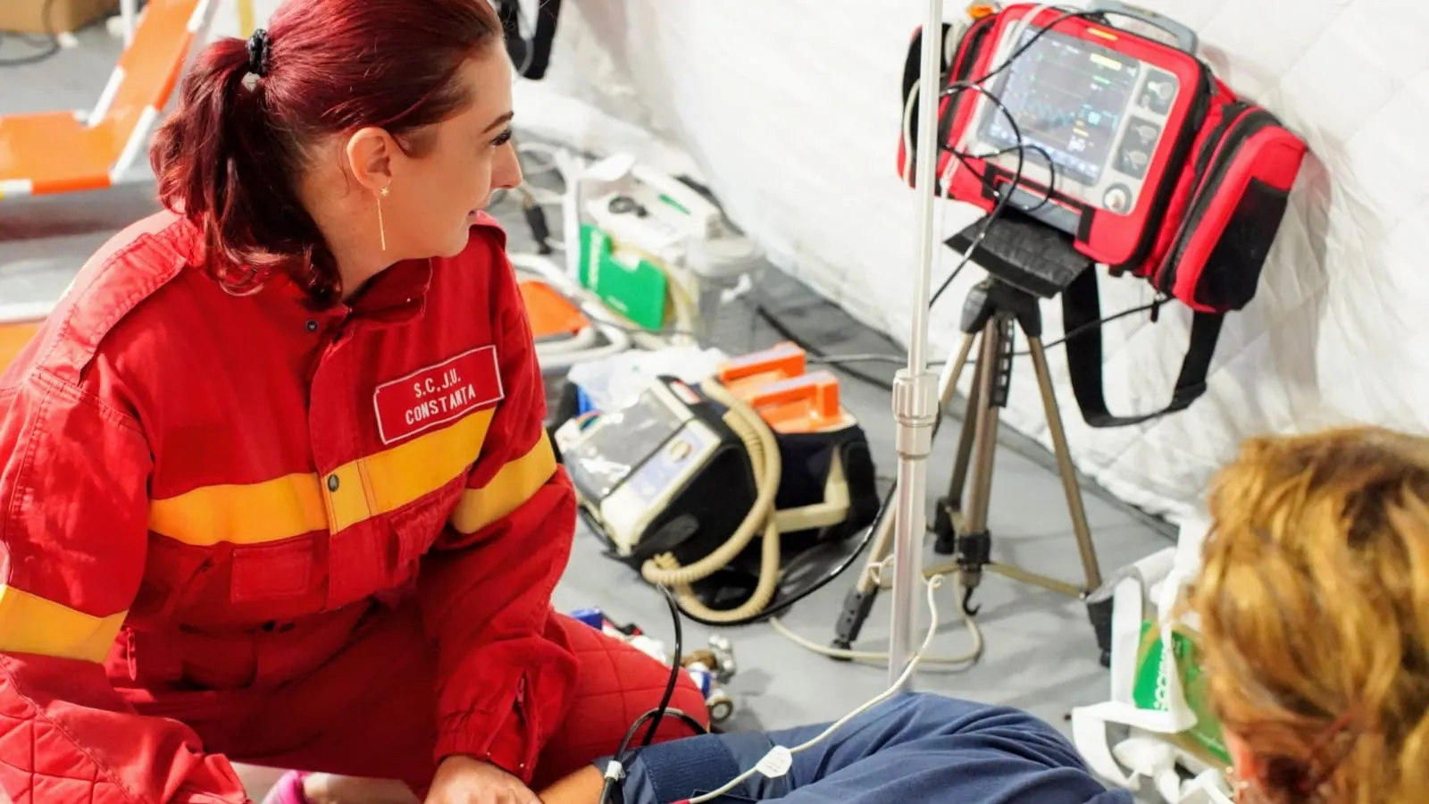 NEVERSEA 2019 a avut şi momente de panică: persoane duse la spital, după a doua noapte de festival