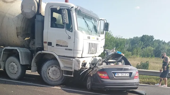 Accident groaznic în judeţul Galaţi: doi morţi şi doi răniţi