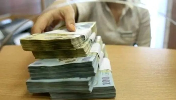 19 milioane de lei. Atât ne-au costat partidele politice, doar în luna august!
