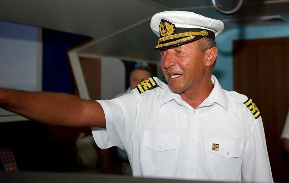 Băsescu a găsit soluția: "Să legalizăm prostituția!"
