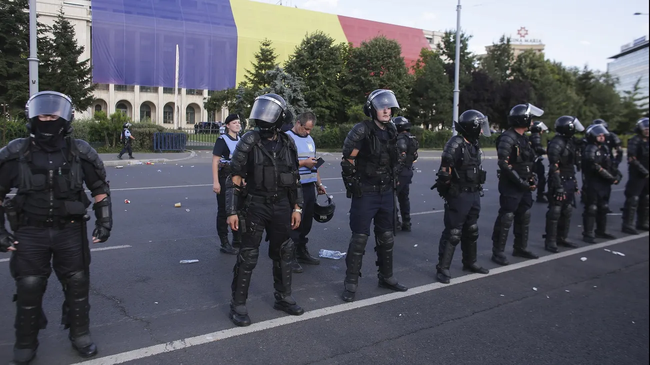Protest 10 august. Vor fi filtre pentru "controlul la sânge" al celor care vin în Piața Victoriei