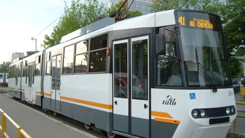 STB 41. Tramvaiul 41 va circula pe un singur fir doar în zona Podului Grant