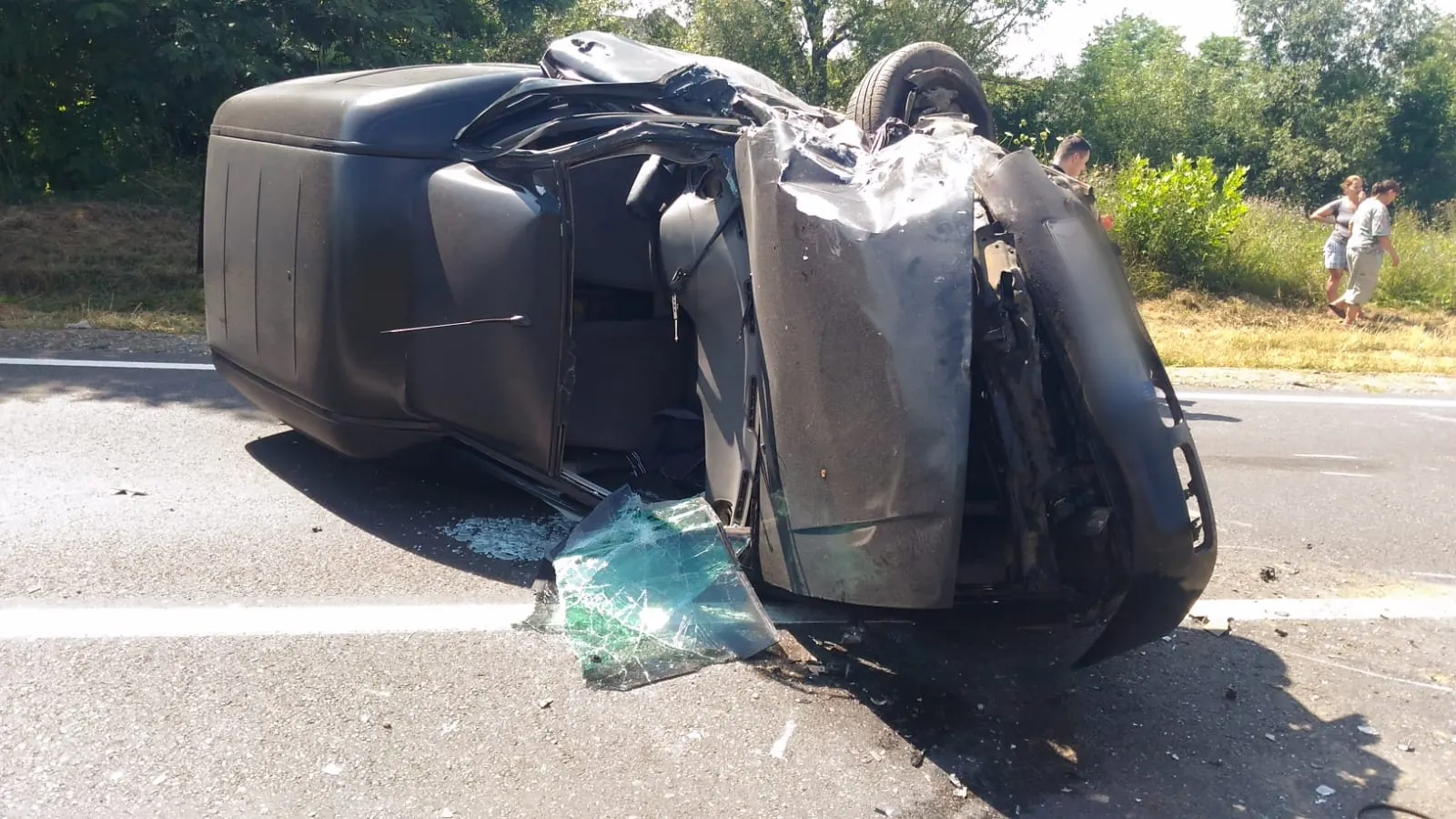 Accident cumplit, în jud. Suceava: două victime, trei mașini făcute praf