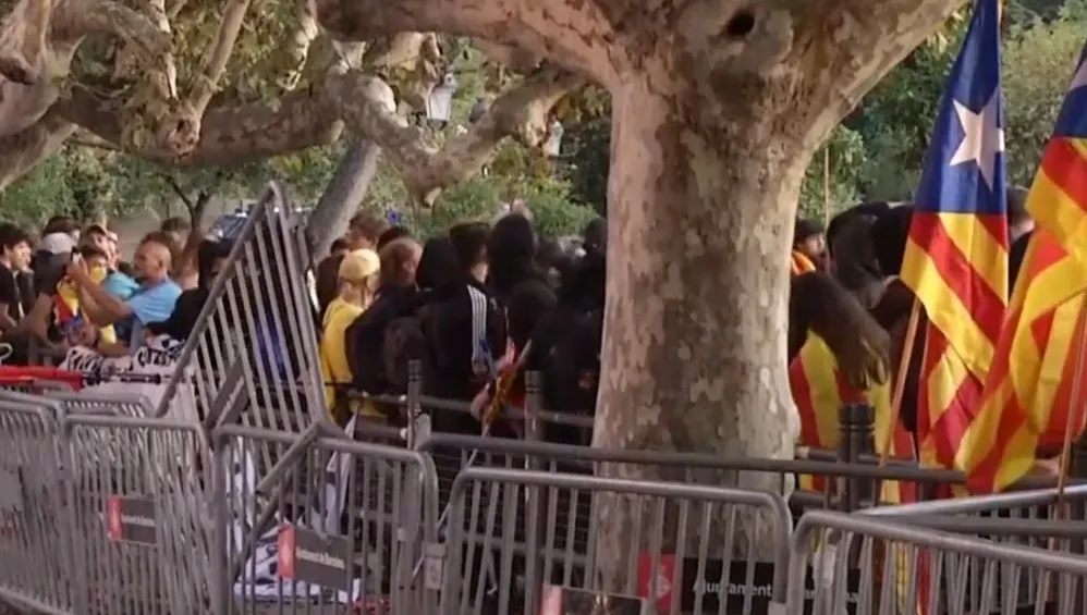Proteste de amploare la Barcelona. Sute de mii de oameni cer independenţa Cataloniei