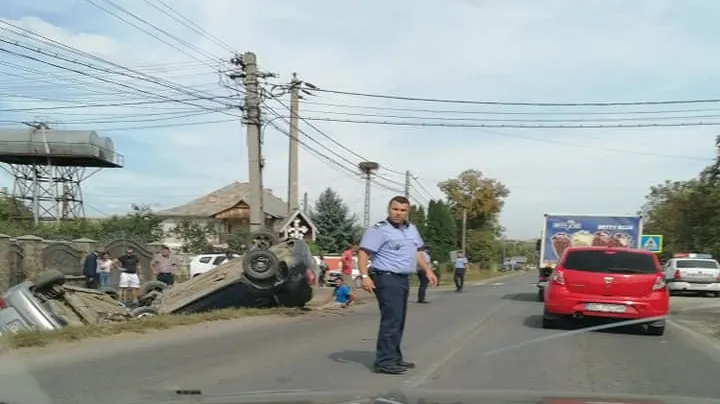 Accident grav, în jud. Bacău: 6 victime, după un impact devastator