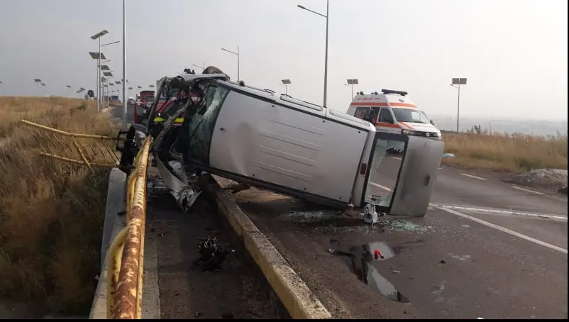 Grav accident de circulație lângă București, la Șindrilița. 14 persoane au ajuns la spital