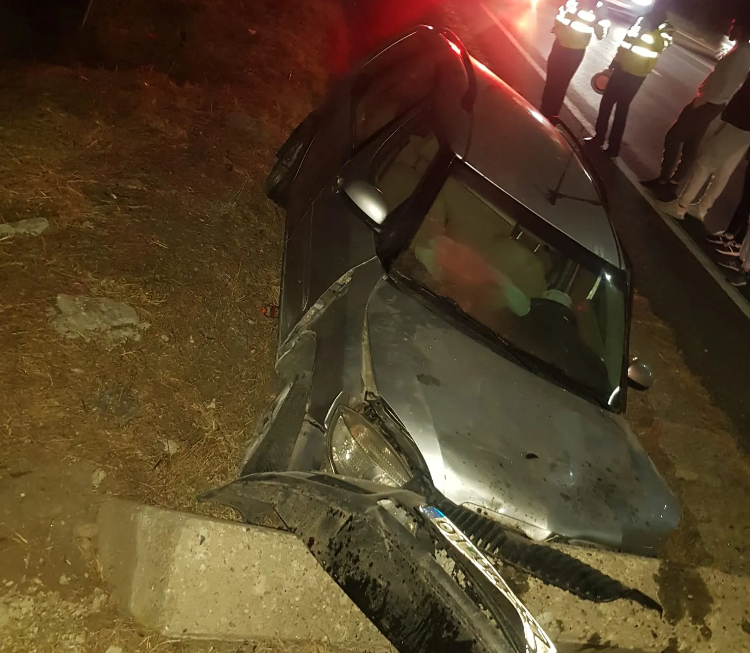 Accident cumplit în Olt: O mamă şi cei doi copii ai săi, răniți
