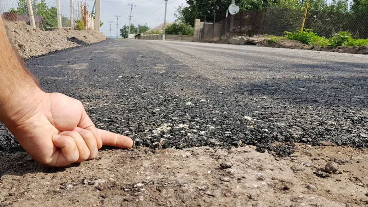 VIDEO Cum reacționezi când vezi prima oară asfalt la tine în sat?
