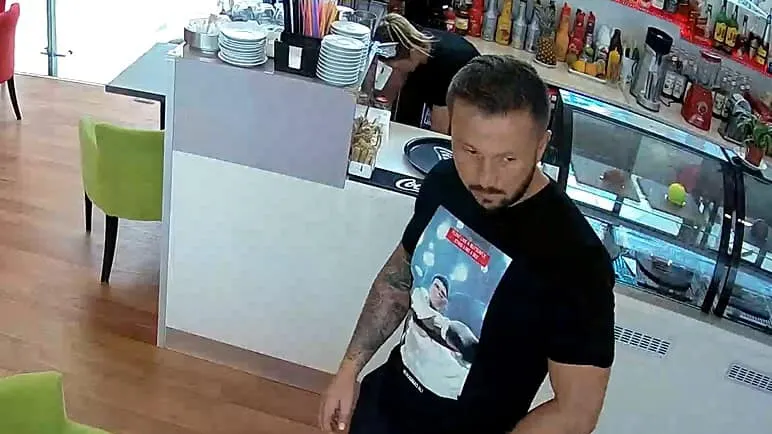 Poliția face apel! Se caută un bătăuș în Capitală