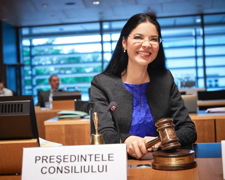 Secţia pentru procurori a CSM sare în apărarea ministrului Birchall