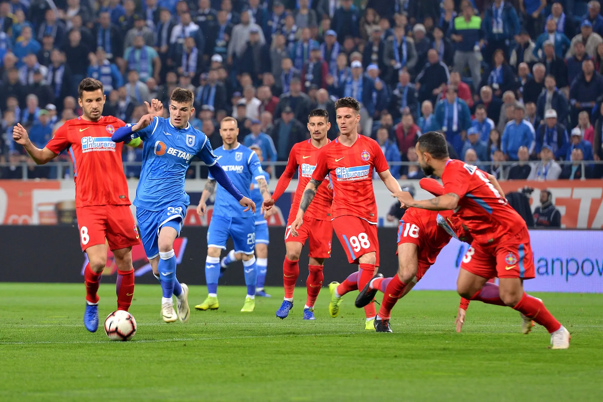 VIDEO | FCSB dă lovitura la Craiova! Gol la debut pentru Tsoumou! Oltenii n-au șutat pe poartă