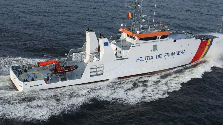 Alertă pe Marea Neagră. Un velier dispărut vineri, căutat de Garda de Coastă