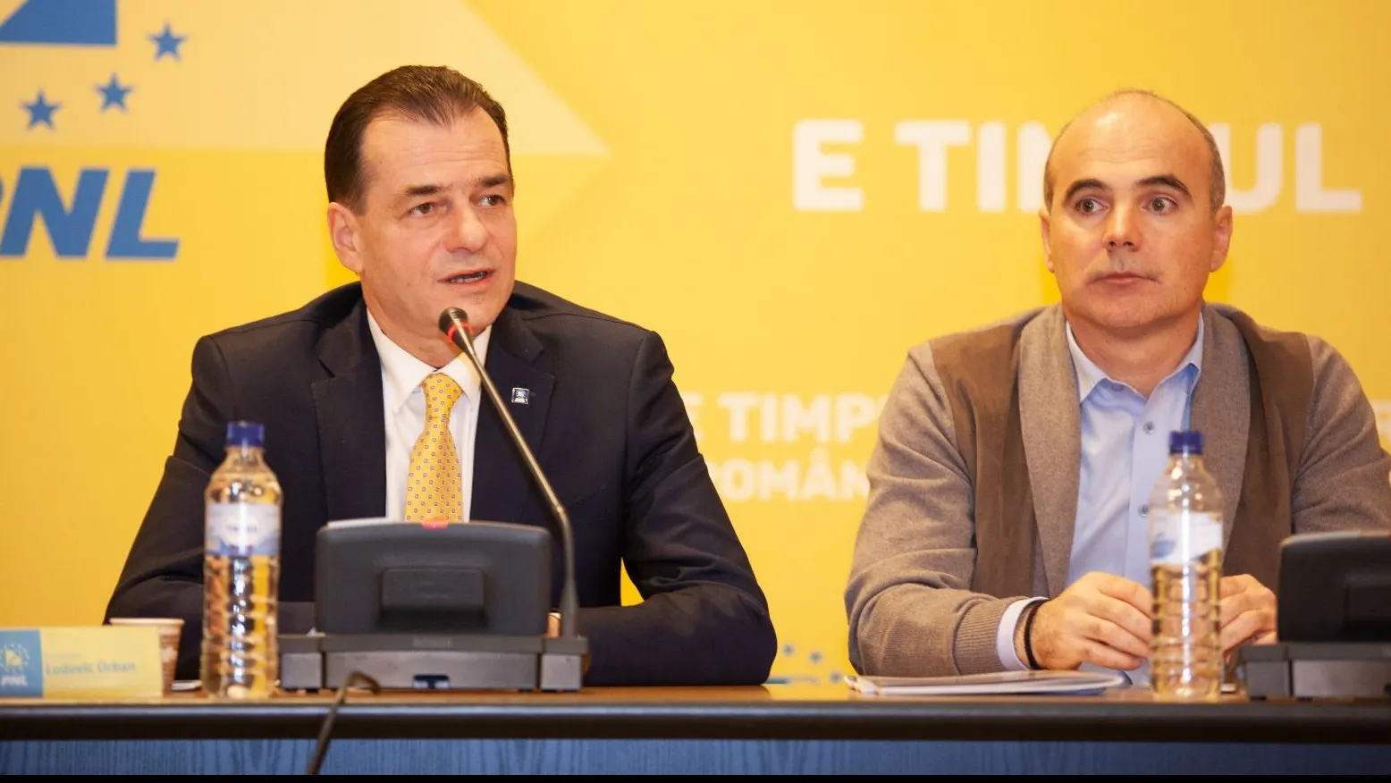 Ședință la PNL, înaintea depunerii moţiunii de cenzură