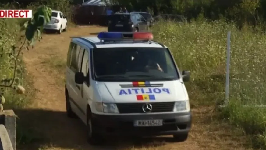 Un nou caz cutremură Poliția! Hoț, trimis de oamenii legii să bată la ușa victimei jefuite