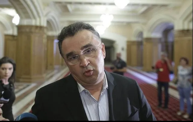 Cum a primit Oprișan bani de două ori, de la Guvern, pentru un pod care n-a fost refăcut niciodată