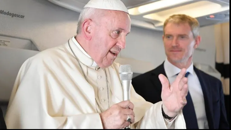 Papa Francisc: „Xenofobia de azi amintește de Hitler”