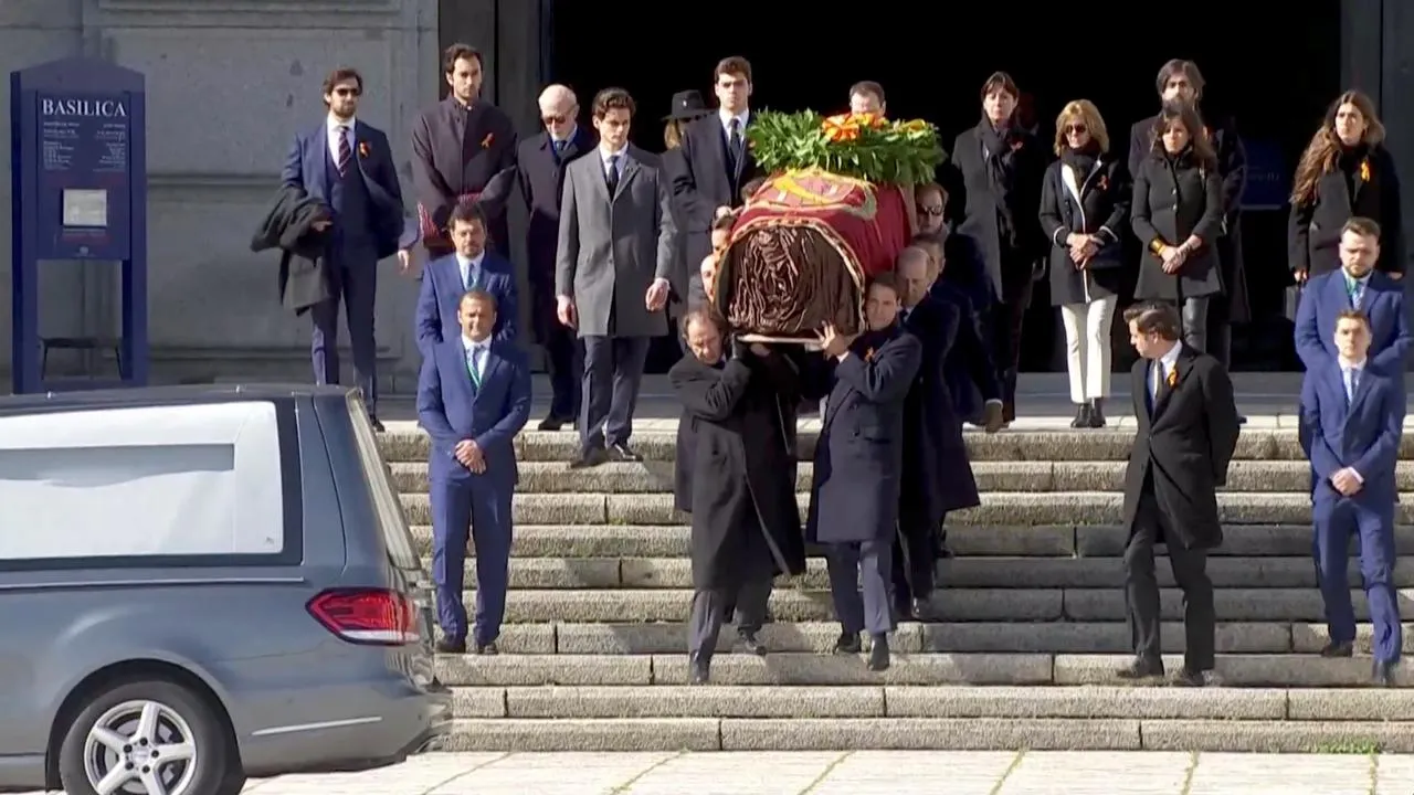 Trupul fostului dictator spaniol Francisco Franco a fost exhumat