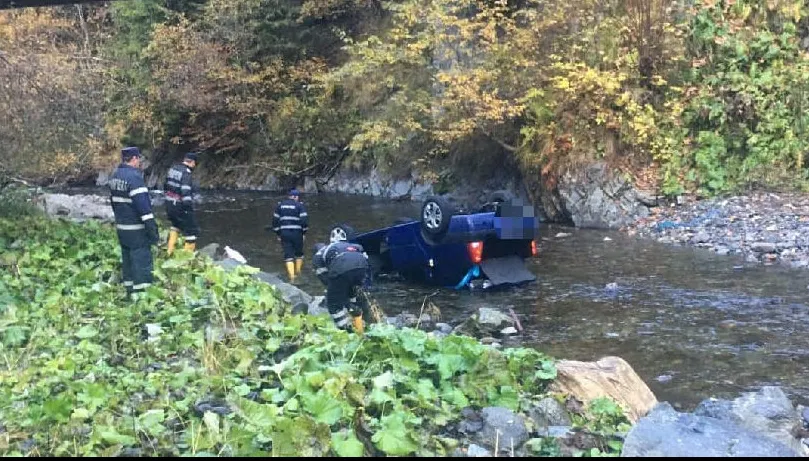 Accident grav pe Transfăgărăşan. Echipajul SMURD a făcut tot ce s-a putut