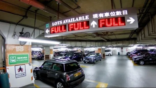 Un șofer din Hong Kong a achitat 1 milion de dolari pentru parcare