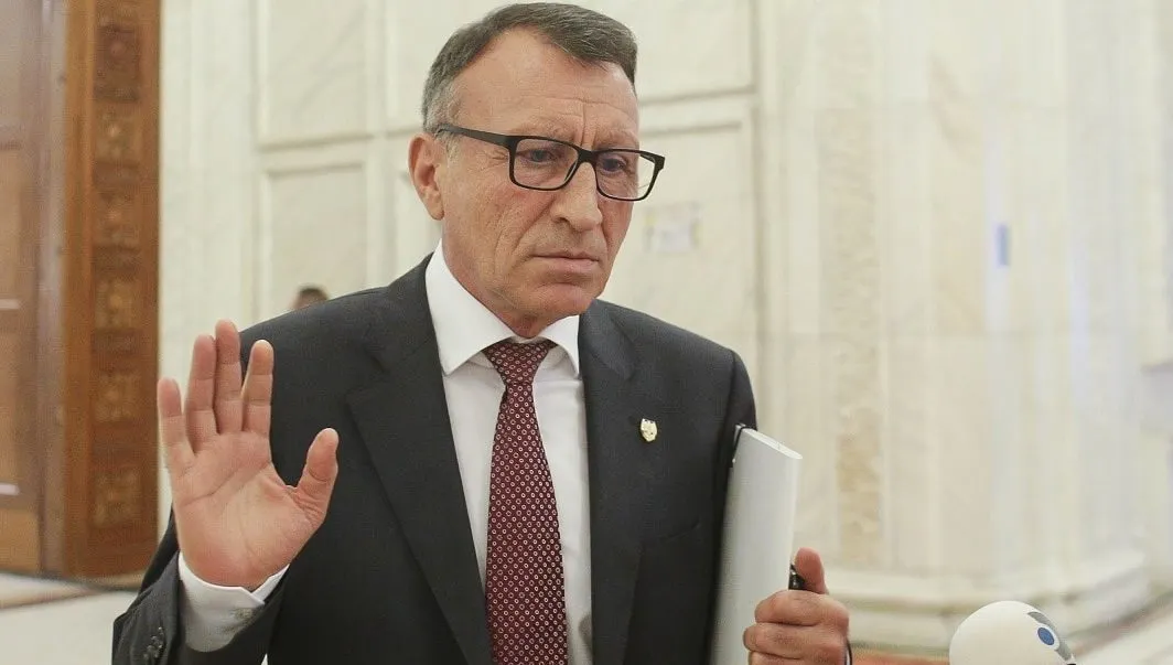  Paul Stănescu, mesaj înainte de moţiune: Nu trebuie să pierdem meciul de joi