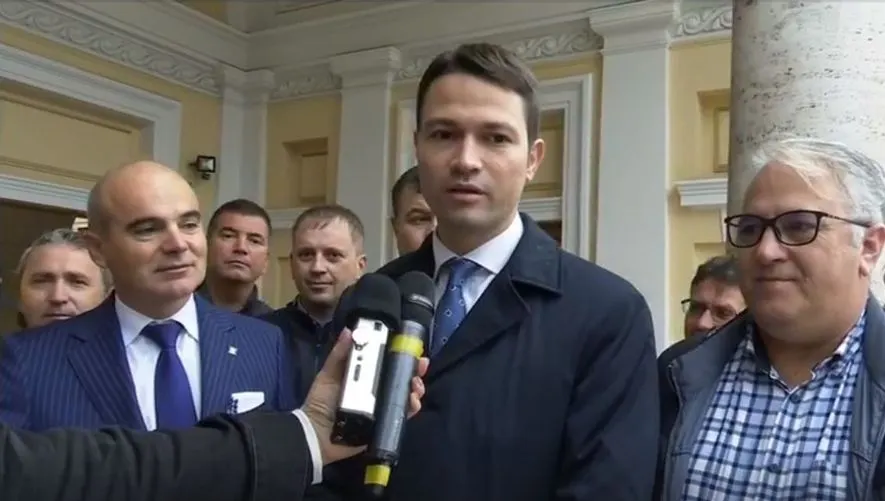 Liderul PMP și doi fruntași liberali au votat în străinătate