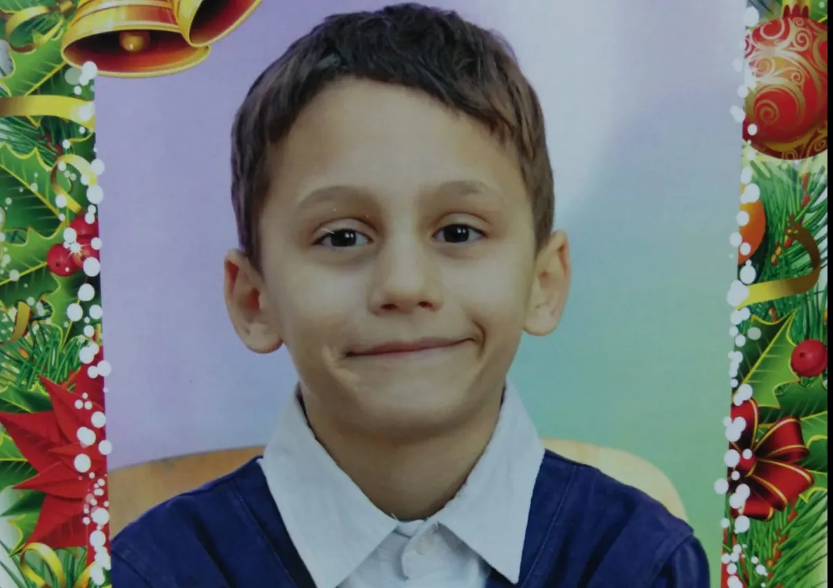 Au fost găsite rolele copilului de 8 ani din Pecineaga, dispărut din fața casei