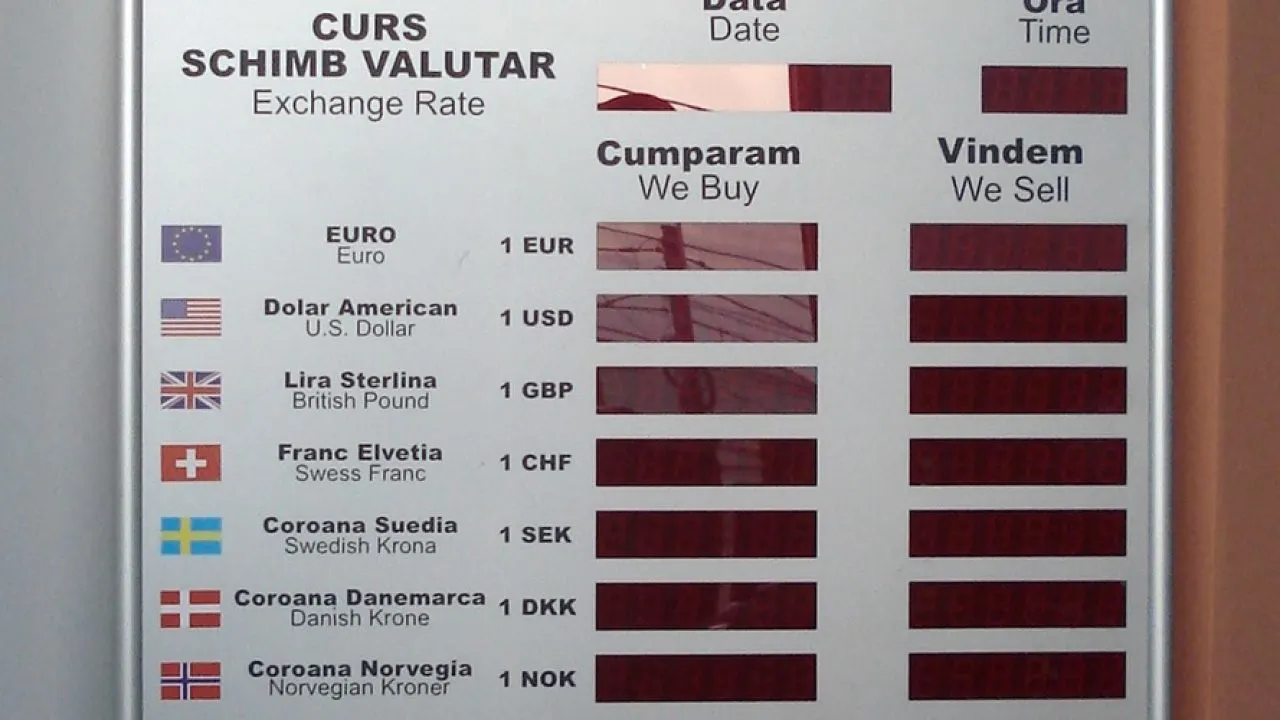 Euro a explodat! Cel mai slab leu din istorie!
