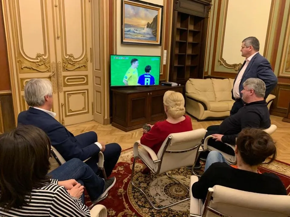Viorica Dăncilă a văzut meciul România-Suedia la tv
