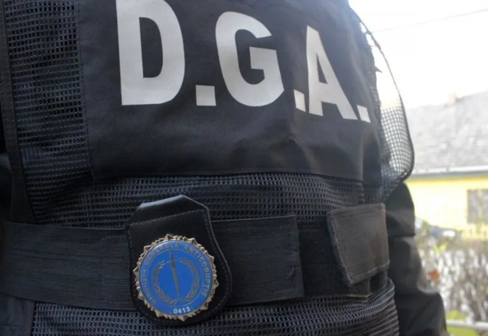 Prins băut la volan, a încercat să-i mituiască pe polițiști