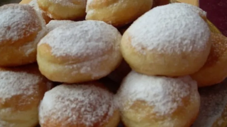 Cum faci cele mai pufoase și aromate gogoși de post. Rețetă