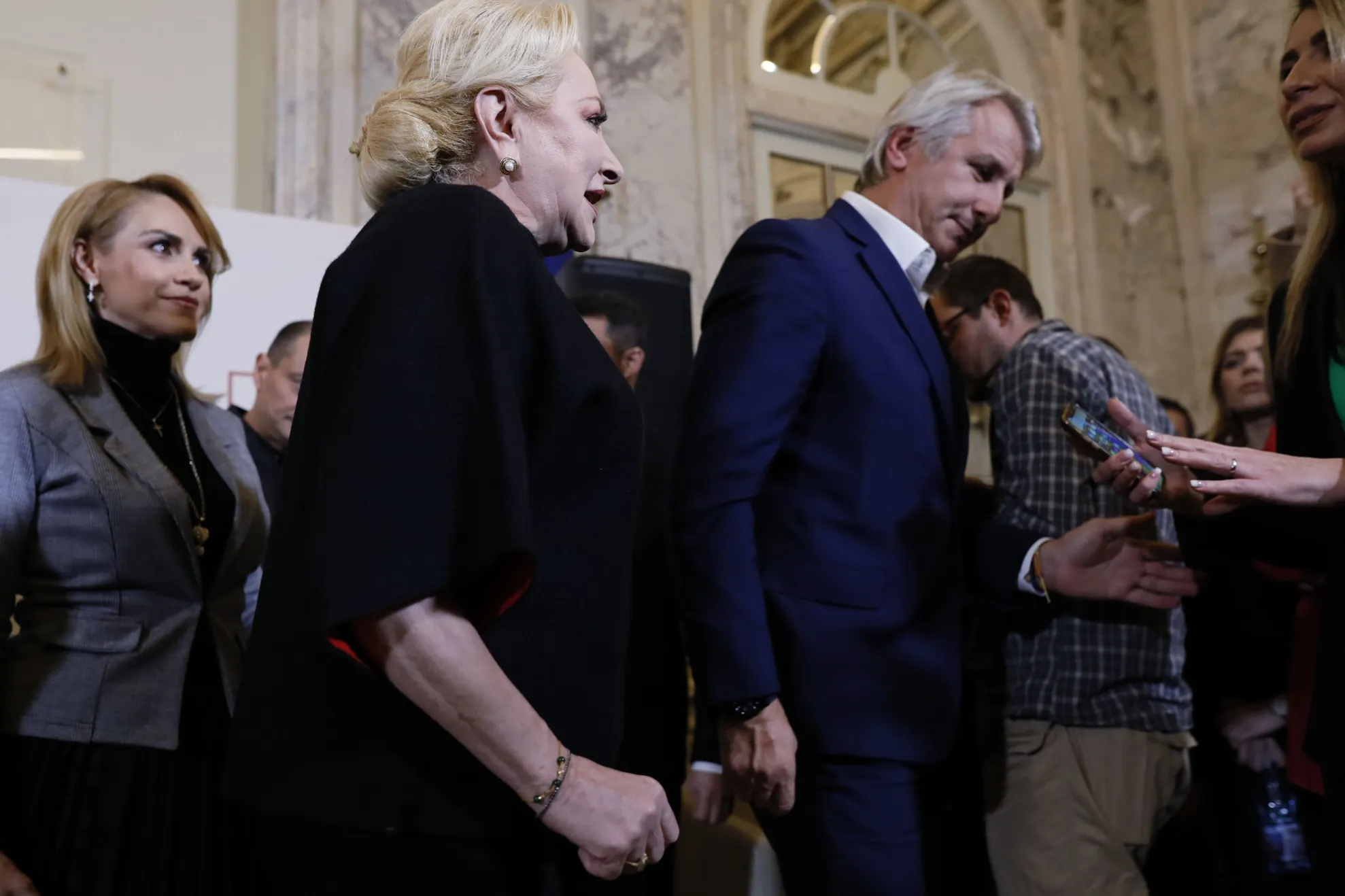 REZULTATE PREZIDENȚIALE. 37 de judeţe au ales Iohannis. Dăncilă, votată de doar 5 județe
