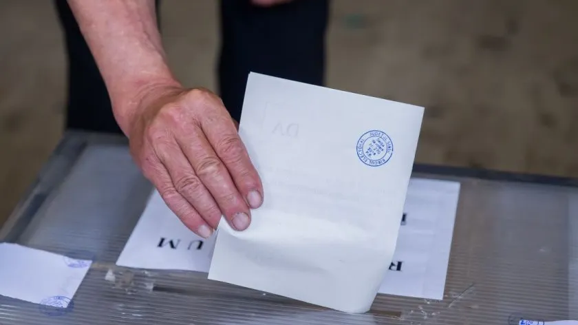 Rezultate exit poll 2019 alegeri prezidențiale. Câte voturi a primit fiecare candidat?