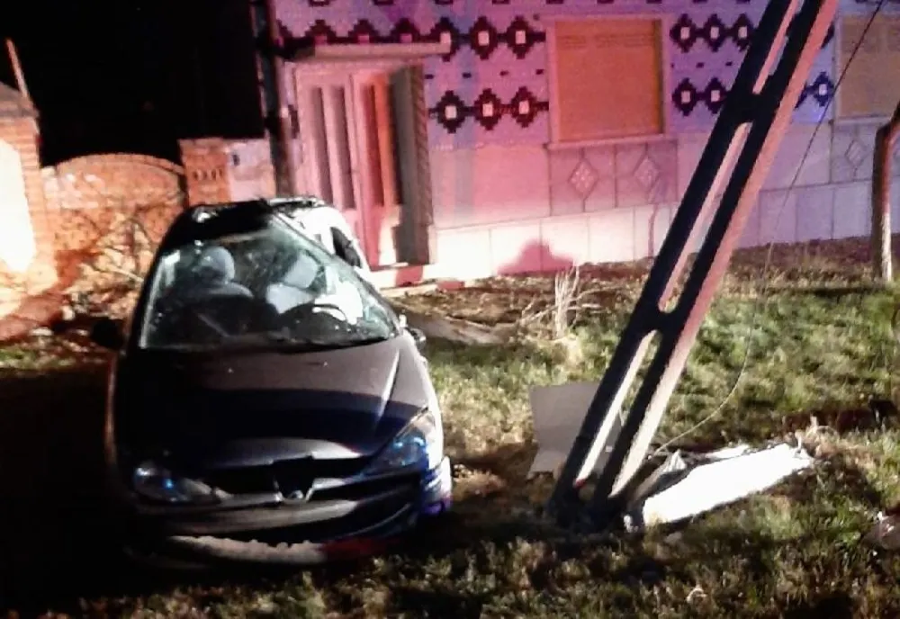 Accident violent pe o șosea din Timiș. Surpriză pentru polițiștii ajunși la fața locului