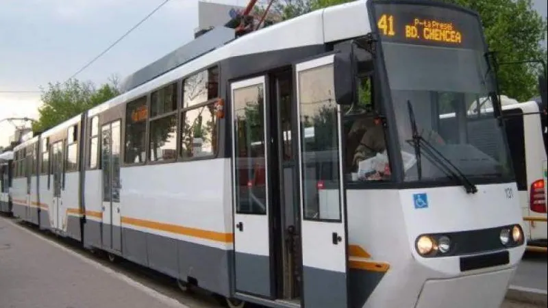 Haos în Capitală, luni dimineață. Tramvaiele 41, blocate