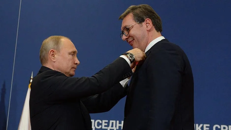 Serbia se îndepărtează de NATO, dar se apropie de Rusia