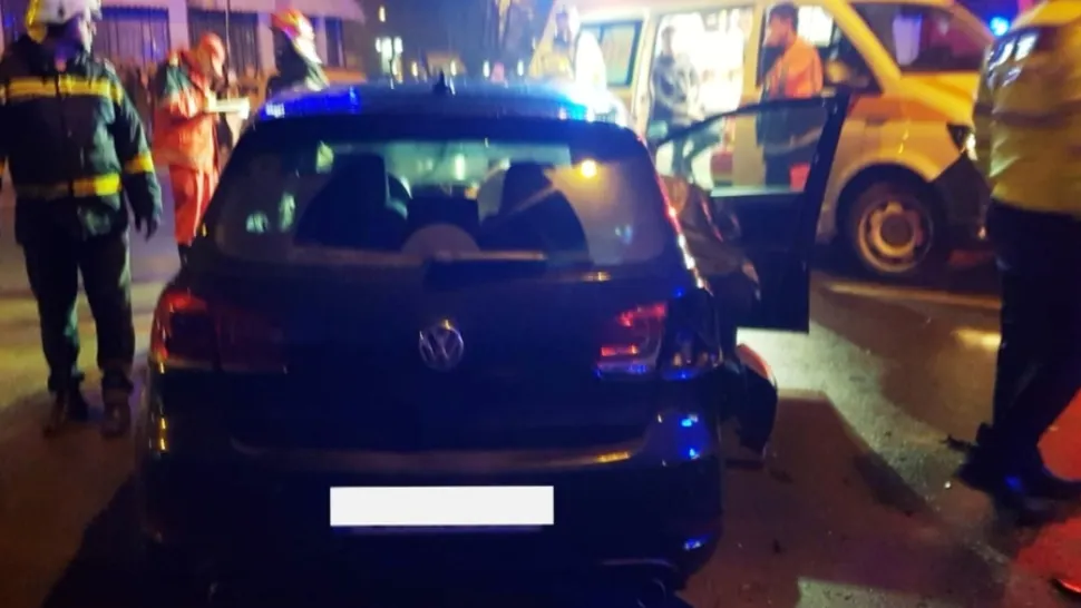  GRAV accident rutier, la Slatina. Un tânăr a ajuns la spital – FOTO