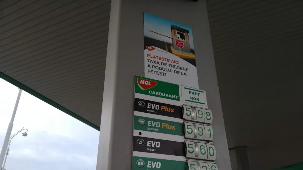 Cât va costa benzina în 2020? Klaus Iohannis a semnat! Dispare supraacciza