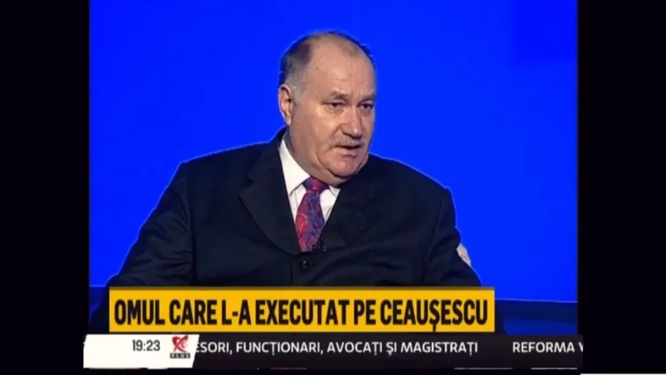 Omul care l-a împuşcat pe Ceauşescu: "S-a tras de la un metru şi jumătate, fără niciun ordin". Detalii cutremurătoare: "Am tras 30 de cartuşe în Elena Ceauşescu, pentru că se zbătea"