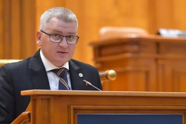 Prima reacție din PNL după retragerea lui Cîțu: Florin Roman îl vrea pe Ludovic Orban